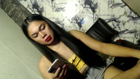 Snapshot of organic_amihan2009 chatting on 07/04/26, 12:50 anura online show from 07/04/26, 12:50