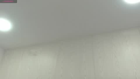 Snapshot of oriana_guzman chatting on 02/27/25, 05:26 Miss Guzman online show from 02/27/25, 05:26