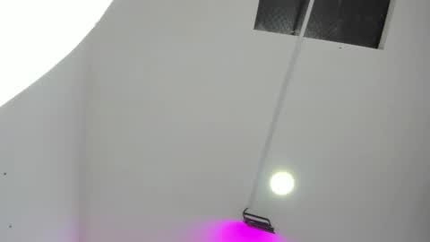 Snapshot of oriana_guzman chatting on 03/08/25, 12:09 Miss Guzman online show from 03/08/25, 12:09