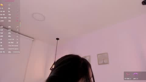 Snapshot of oriana_guzman chatting on 09/19/25, 01:07 Miss Guzman online show from 09/19/25, 01:07
