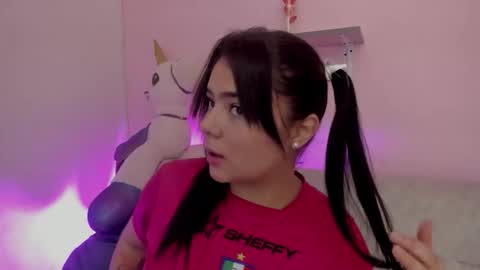 Snapshot of oriana_guzman chatting on 04/30/26, 05:03 Miss Guzman online show from 04/30/26, 05:03