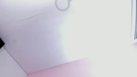 Snapshot of oriana_guzman chatting on 05/22/26, 04:19 Miss Guzman online show from 05/22/26, 04:19
