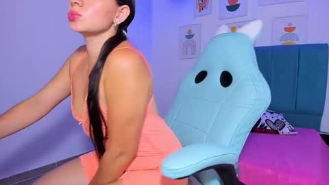 Oriana  online show from 12/03/25, 03:03