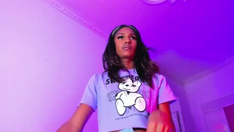 Snapshot of orianadollx chatting on 12/11/24, 05:26 Oriana online show from 12/11/24, 05:26