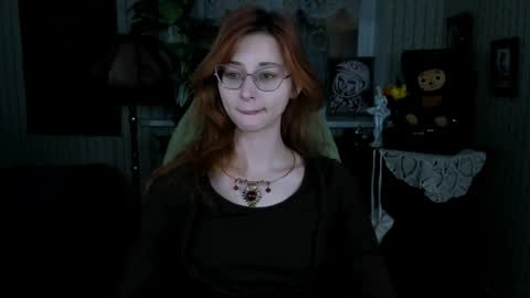 Orianna -  Hi Im into geek culture cosplay crafting LARP games. Shall we play DnD online show from 01/05/25, 09:05