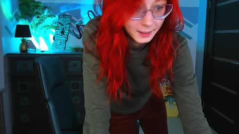 Orianna -  Hi Im into geek culture cosplay crafting LARP games. Shall we play DnD online show from 01/10/25, 09:02