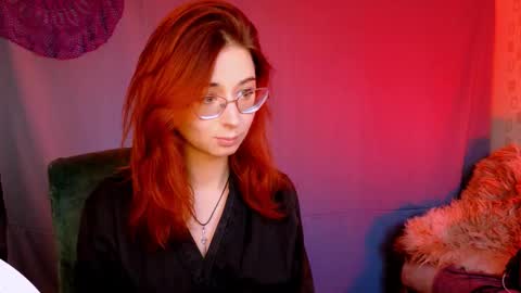 Orianna -  Hi Im into geek culture cosplay crafting LARP games. Shall we play DnD online show from 09/09/25, 03:11