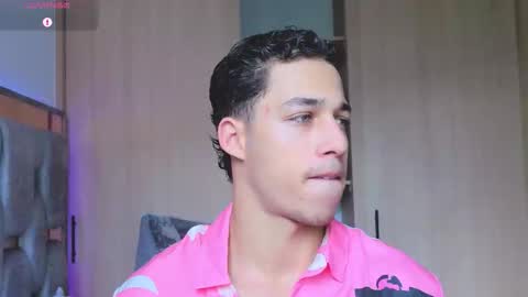 Orionblaze 69  online show from 11/11/25, 08:42