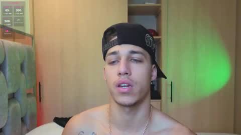 Orionblaze 69  online show from 12/18/25, 09:21