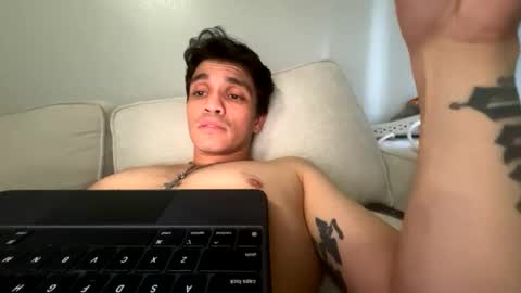 Snapshot of orlando702 chatting on 10/20/25, 12:22 orlando702 online show from 10/20/25, 12:22