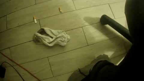 Snapshot of orobrus chatting on 01/08/25, 11:19 Oroborus online show from 01/08/25, 11:19