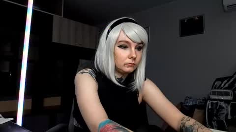 Snapshot of orvadowden chatting on 10/14/25, 12:06 Milana online show from 10/14/25, 12:06
