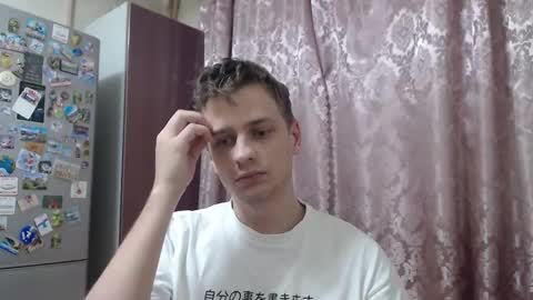 Snapshot of oscar_sssky chatting on 12/22/25, 03:25 Oscar online show from 12/22/25, 03:25