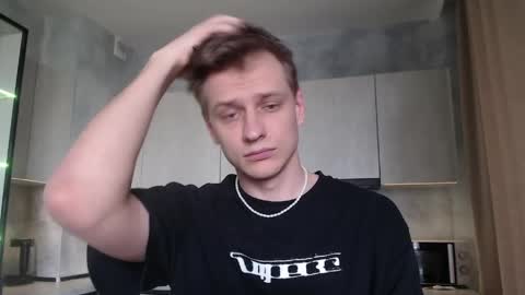 Snapshot of oscar_sssky chatting on 06/06/26, 03:06 Oscar online show from 06/06/26, 03:06
