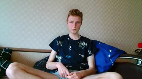 Snapshot of oscar_wildy chatting on 12/04/25, 09:51 Oscar online show from 12/04/25, 09:51