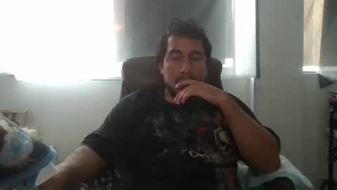 Snapshot of oscaryn_martell chatting on 02/27/25, 12:02 oscaryn_martell online show from 02/27/25, 12:02