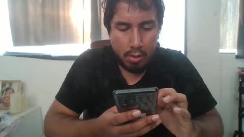 Snapshot of oscaryn_martell chatting on 02/28/25, 12:09 oscaryn_martell online show from 02/28/25, 12:09