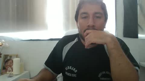 Snapshot of oscaryn_martell chatting on 11/02/25, 02:41 oscaryn_martell online show from 11/02/25, 02:41