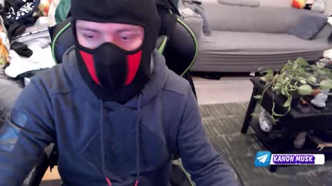 Snapshot of osirisbad chatting on 02/17/26, 11:33 osirisbad online show from 02/17/26, 11:33