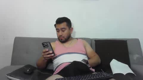 Snapshot of oskregal chatting on 11/07/25, 02:00 oskregal online show from 11/07/25, 02:00