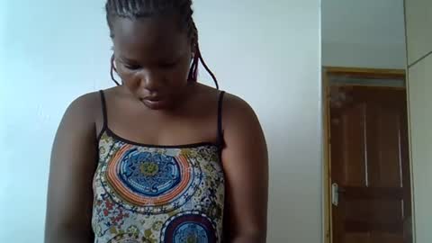 Snapshot of osoprettyebony chatting on 10/28/25, 11:14 osoprettyebony online show from 10/28/25, 11:14