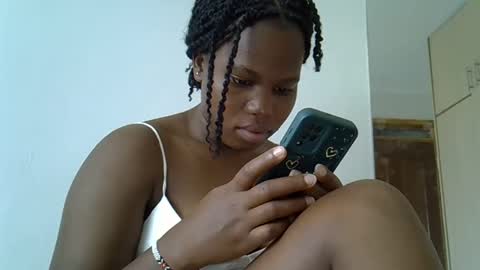 Snapshot of osoprettyebony chatting on 11/25/25, 09:09 osoprettyebony online show from 11/25/25, 09:09