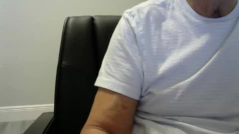 Ossi online show from 01/13/26, 02:17