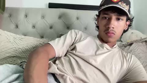 ostin 18hot online show from 04/17/26, 04:15