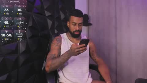 Snapshot of ostin_danielss chatting on 10/26/25, 10:47 Ostin Daniels online show from 10/26/25, 10:47