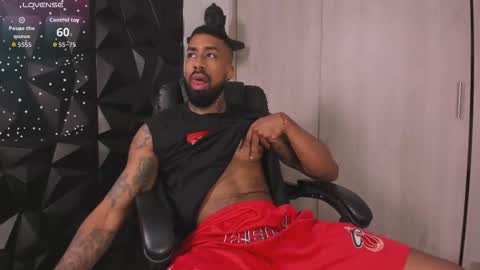 Snapshot of ostin_danielss chatting on 12/13/25, 10:26 Ostin Daniels online show from 12/13/25, 10:26