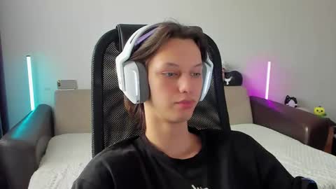 Ostin online show from 02/17/26, 08:55