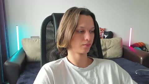 Ostin online show from 05/17/26, 08:55