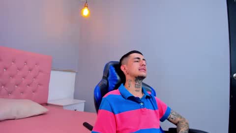 Snapshot of ostinmills chatting on 12/12/24, 03:59 Ostin baby online show from 12/12/24, 03:59