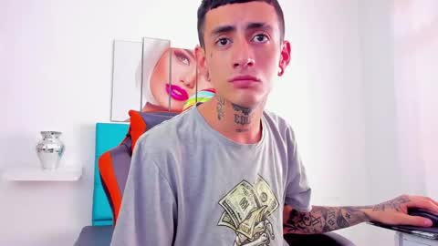 Snapshot of ostinmills chatting on 12/17/24, 05:36 Ostin baby online show from 12/17/24, 05:36