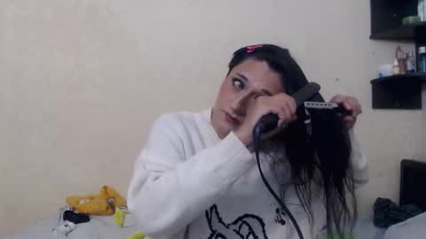 Snapshot of otakutransgurl chatting on 10/31/25, 06:03 RACHEL CHOW online show from 10/31/25, 06:03