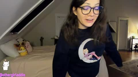 Addie online show from 10/05/25, 03:05