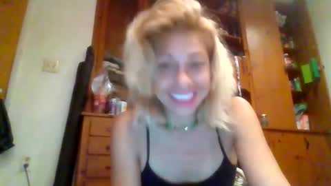 Snapshot of otherroomladycc chatting on 09/26/25, 04:38 otherroomladycc online show from 09/26/25, 04:38