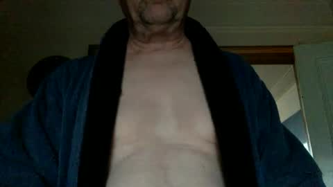 Snapshot of ottodick chatting on 01/07/26, 08:28 Otto online show from 01/07/26, 08:28