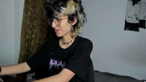 Otto 3 online show from 12/03/24, 12:24