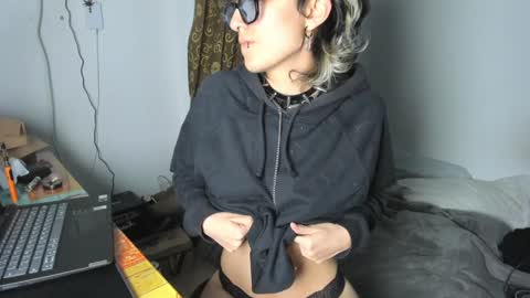 Otto 3 online show from 12/18/24, 03:58