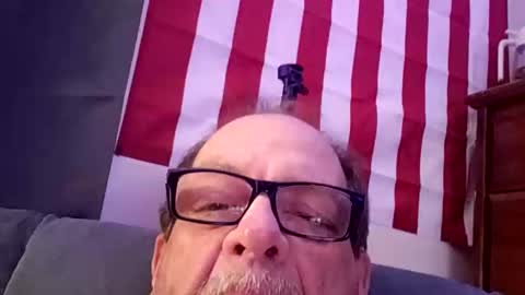 Snapshot of ou8124824 chatting on 09/29/25, 05:34 ou8124824 online show from 09/29/25, 05:34