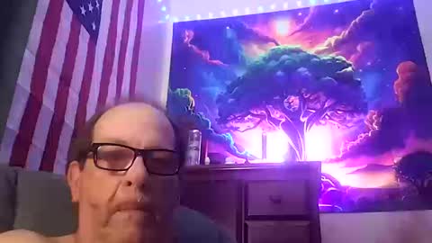 Snapshot of ou8124824 chatting on 10/12/25, 05:12 ou8124824 online show from 10/12/25, 05:12