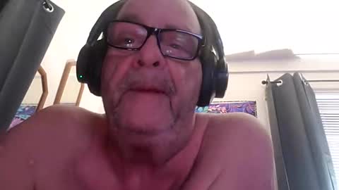 Snapshot of ou8124824 chatting on 11/03/25, 04:58 ou8124824 online show from 11/03/25, 04:58