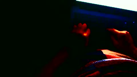 Snapshot of oudzktjong chatting on 12/01/24, 06:30 kars online show from 12/01/24, 06:30