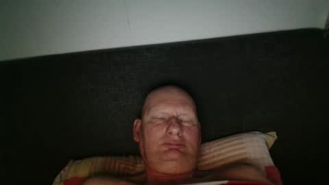 Snapshot of oudzktjong chatting on 12/31/24, 02:36 kars online show from 12/31/24, 02:36