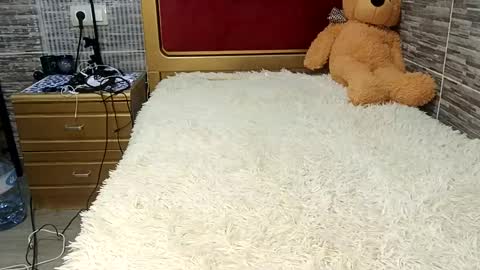 oumaimasoufaine66 online show from 10/10/25, 11:59