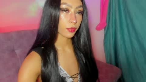 Snapshot of ounla_sweet chatting on 05/10/26, 07:57 ounla sweet online show from 05/10/26, 07:57