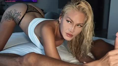 Snapshot of out_lust chatting on 03/26/26, 02:17 Irma Sophia Dan online show from 03/26/26, 02:17