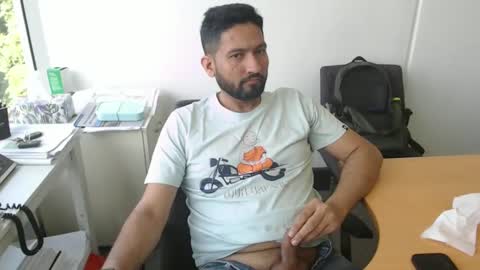 outdoornakedguy11_007 online show from 12/05/24, 09:50