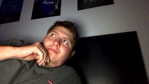 outflayd online show from 11/20/25, 02:01